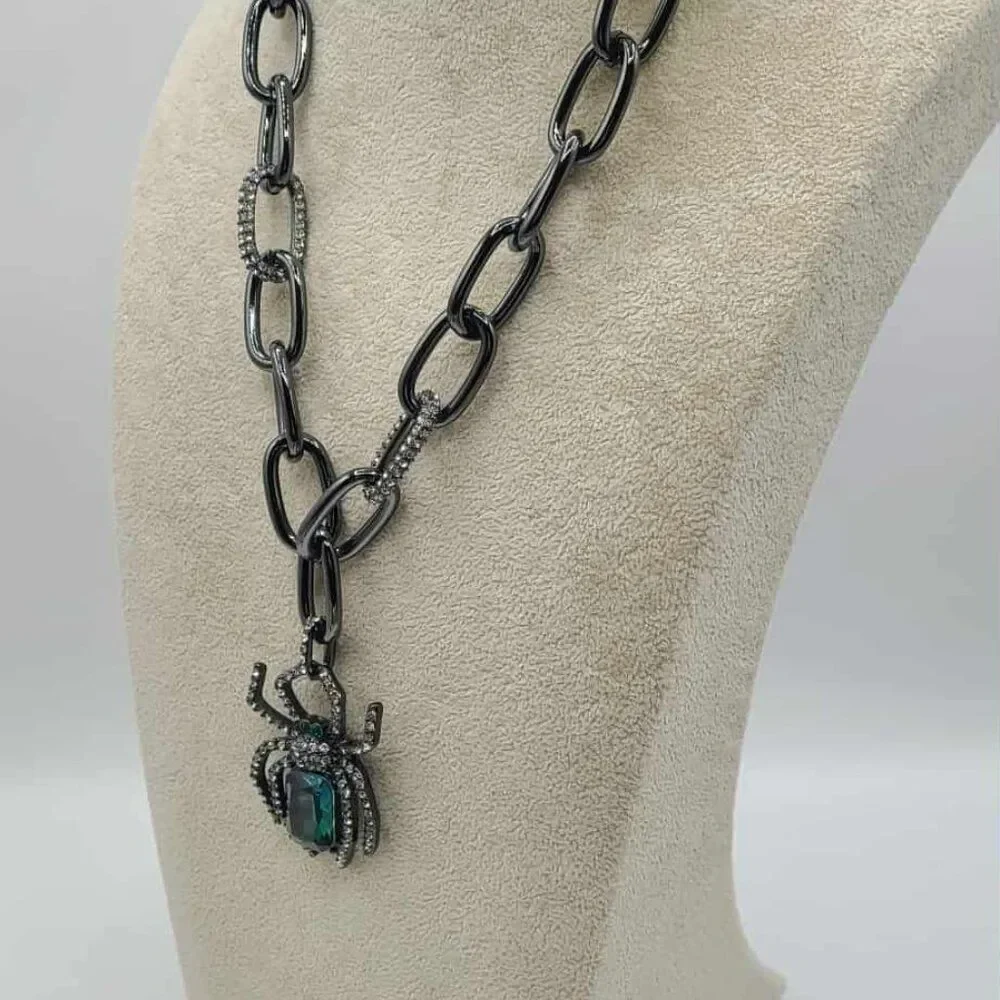 Betsey Johnson Chunky Black Spider Necklace with Green Crystal NWT!  HALLOWEEN